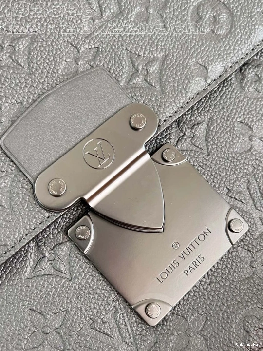 VUITTON S-LOCK LOUIS POCHETTE 0506